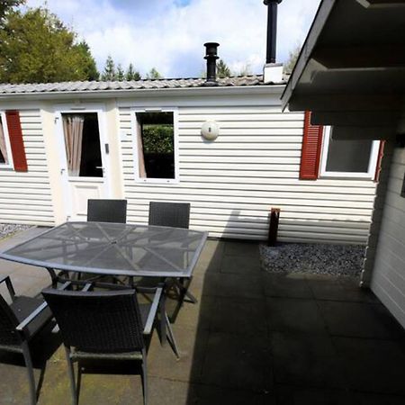 Charmante Woning Op Rustig Park Met Fietsen Эпе Экстерьер фото